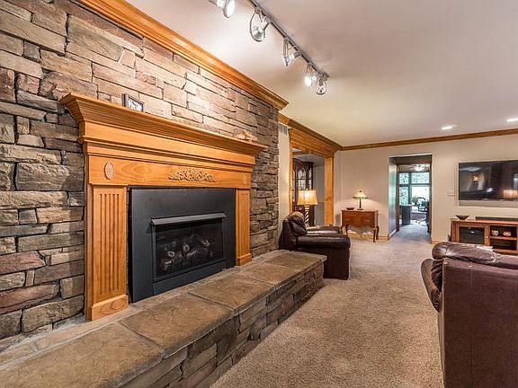 5th image of 7412 Gavin Ln