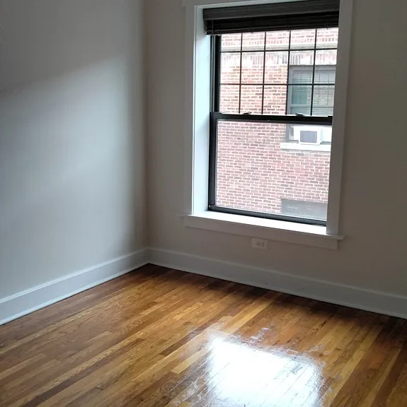 854 W Agatite Ave #2E — Photo 4