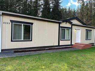 8289 Golden Valley Blvd, Maple Falls, WA 98266