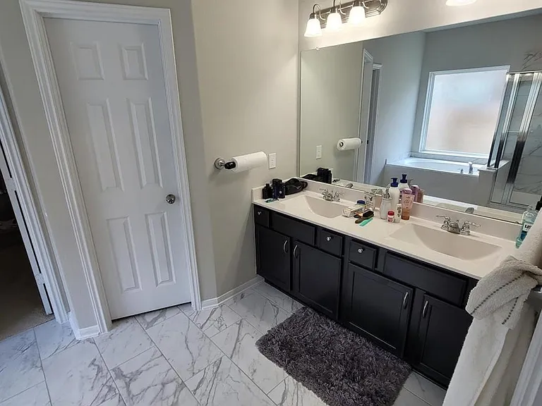 4418 Hronas Dr — Photo 10