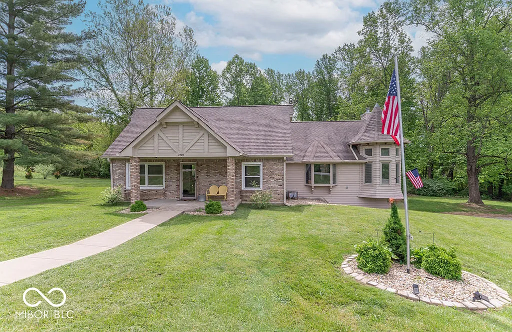 1409 S Northview Dr photo 1