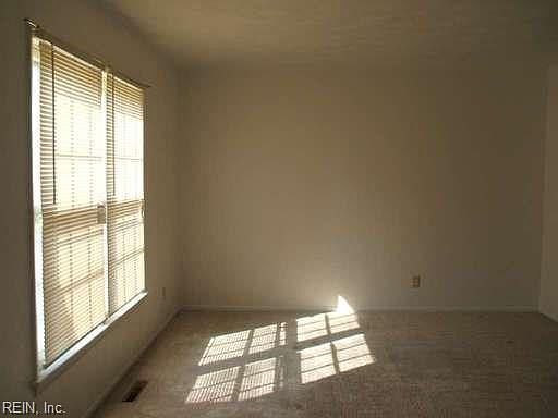 3rd image of 1709 Pompey Ct