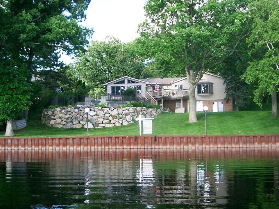 View from Manitou Lake