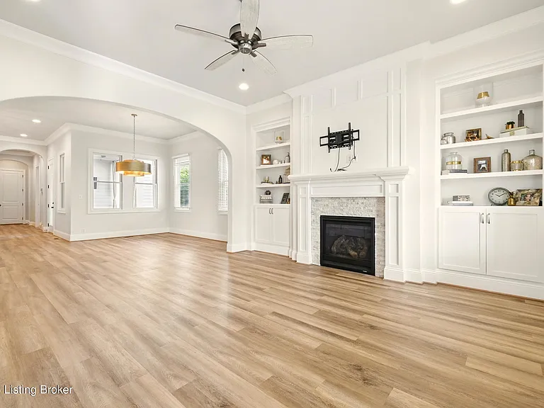 6218 Mistflower Cir — Photo 5