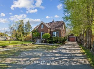 1025 King Rd, Burlington, ON L7T3L5