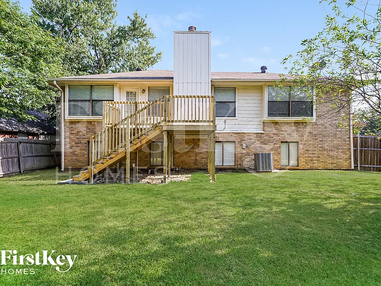6476 Sudbury Way — Photo 18