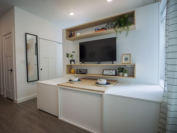 5th image of 324 W Terrell Ave #237