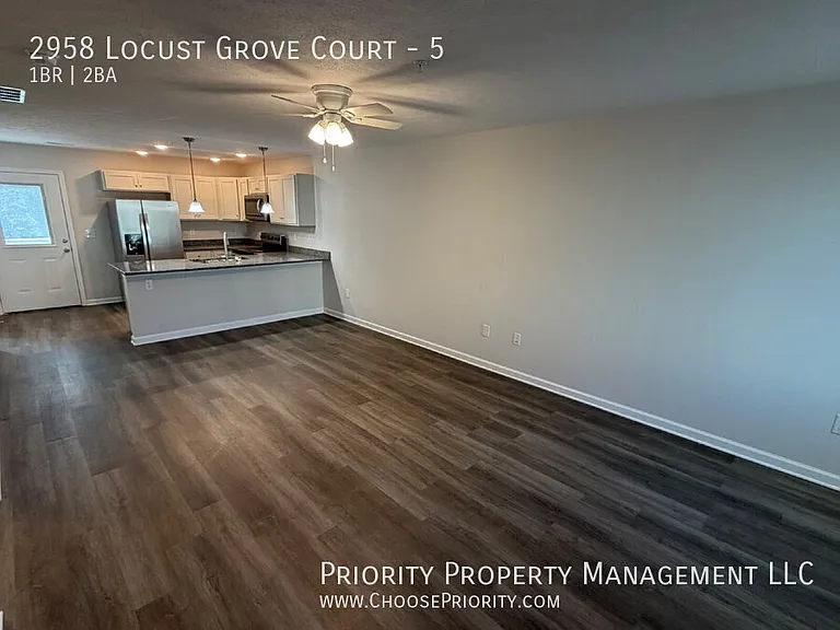 2958 Locust Grove Ct #5 — Photo 4