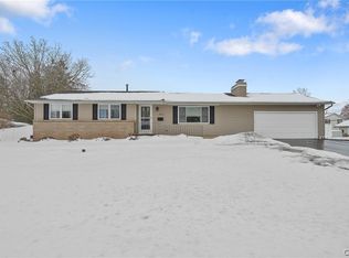 413 Volney Dr, North Syracuse, NY 13212