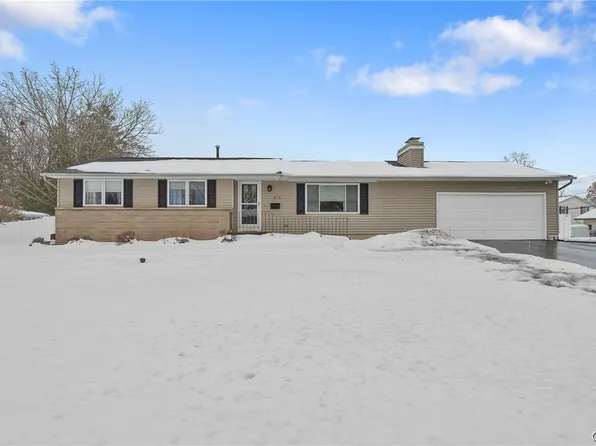 413 Volney Dr, North Syracuse, NY 13212