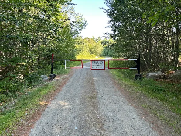 M13l20 Bear Mountain Rd, Fairfield, ME 04937