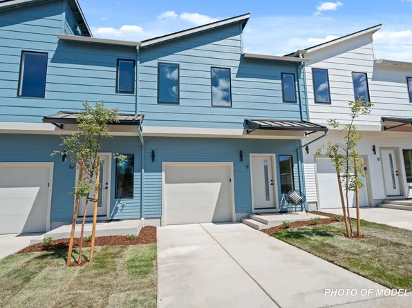 2032 Sunset Dr Unit 7, Medford, OR 97501