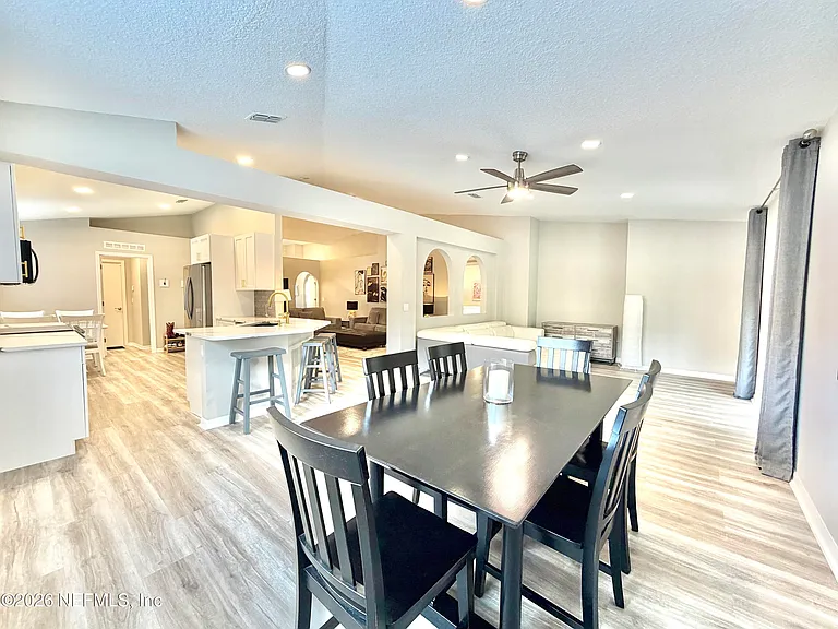 11110 Peerless Ln — Photo 17