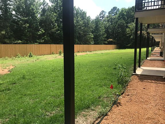 2nd image of 606 Rockdale St #104