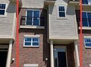 41634 Orianna Ln #9, Novi, MI 48375