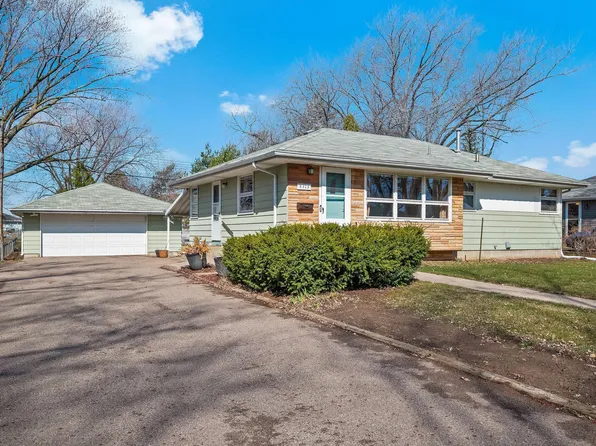 5313 Sumter Ave N, New Hope, MN 55428