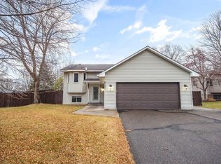 9337 Jarrod Ave S, Cottage Grove, MN 55016