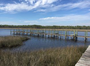 194 Mojita Dr, Carrabelle, FL 32322