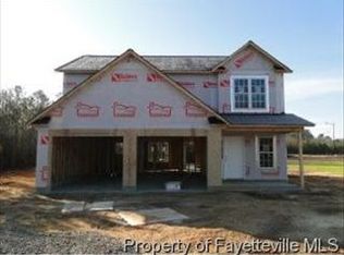 1427 Vandenberg Dr, Fayetteville, NC 28312