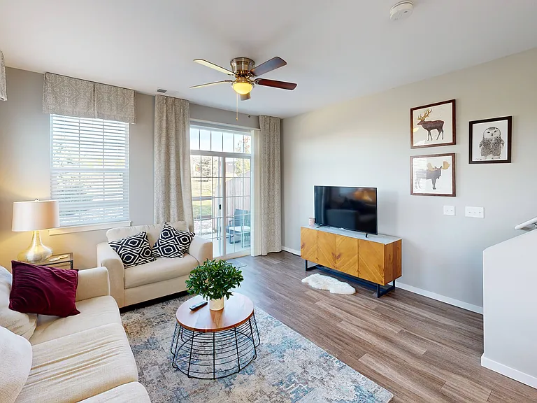 Black Feather Apartment Homes — Photo 7
