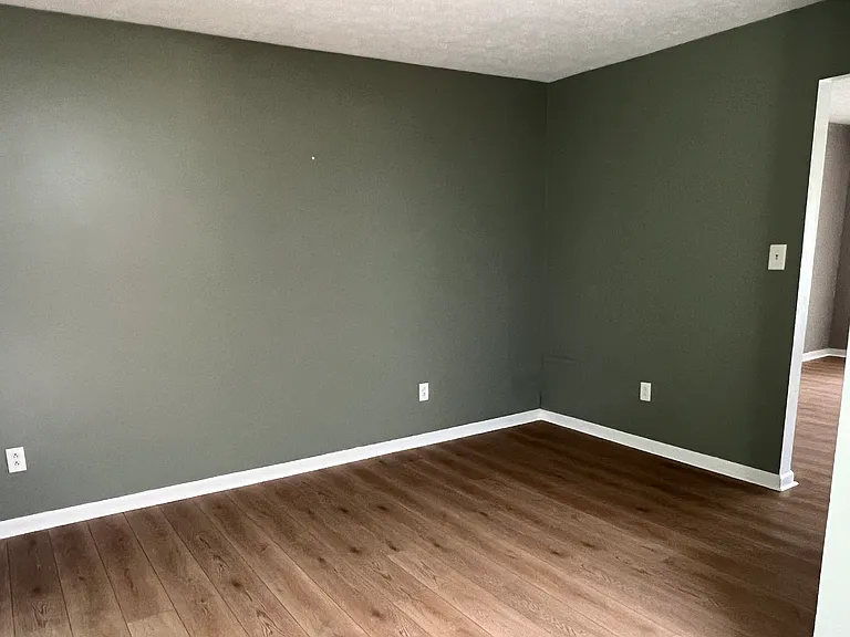 203 Redbud Dr — Photo 6