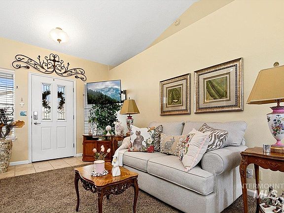 5th image of 8133 W Penny Ln