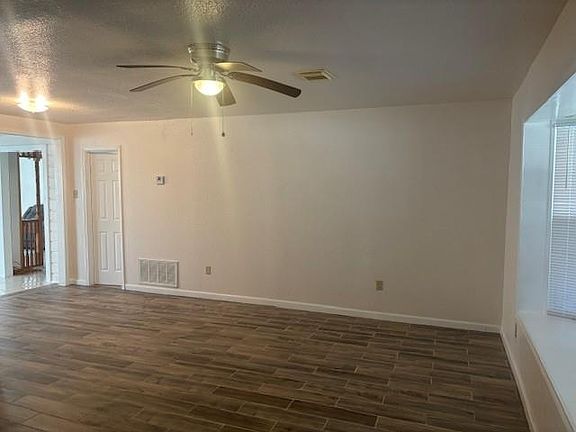 4th image of 101 Pompano Ave
