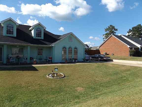 2nd image of 44 Katie Dr