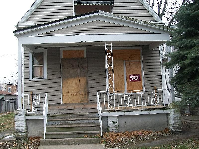 1st image of 6729 S Marshfield Ave #1