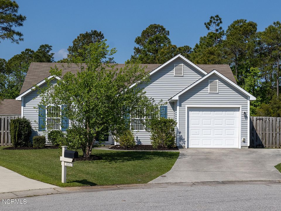 1st image of 1513 Pine Harbor Way
