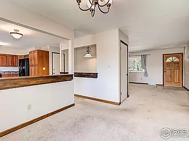 2804 Redwing Rd — Photo 5