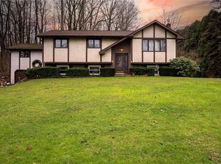 6220 Indian Creek Rd, Zionsville, PA 18092