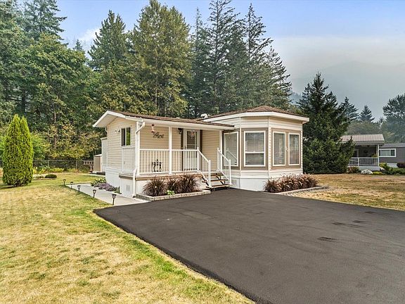 2nd image of 65367 Kawkawa Lake Rd #10