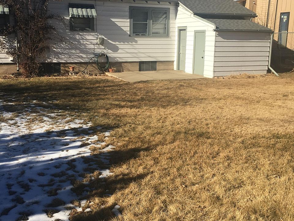 2nd image of 1130 S Adams St