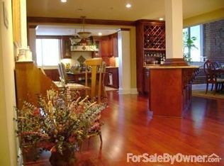 533 E Catawba St, Belmont, NC 28012