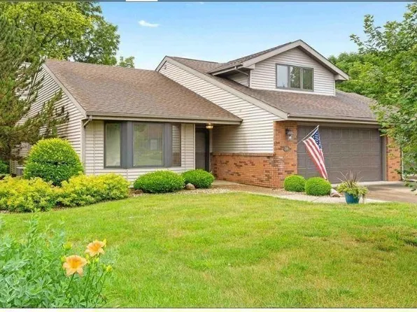 59 Prairie Village Pl, Morton, IL 61550