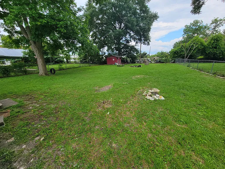 703 W Covington Ave — Photo 7
