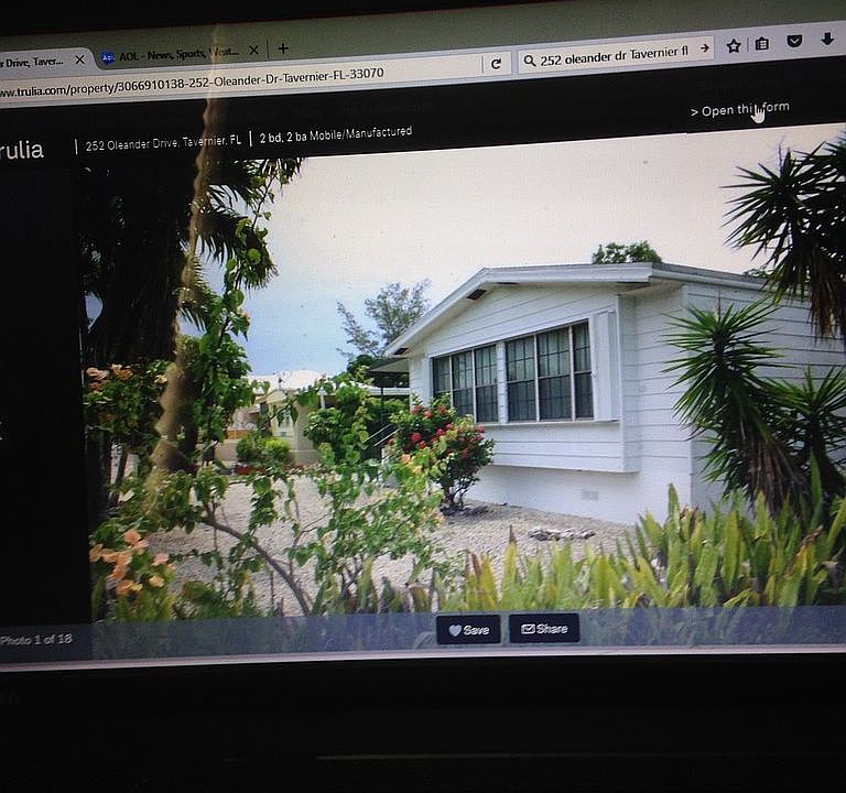 1st image of 252 Oleander Dr