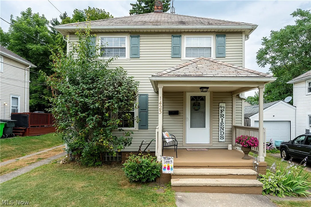 1423 S Morgan Ave photo 1