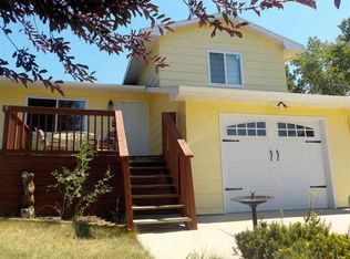 2012 Xavier St, Belle Fourche, SD 57717