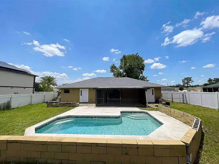 109 Dulverton Way — Photo 15