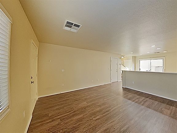 3rd image of 3678 McMurty Ct