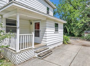 314 W Quincy St, Dimondale, MI 48821