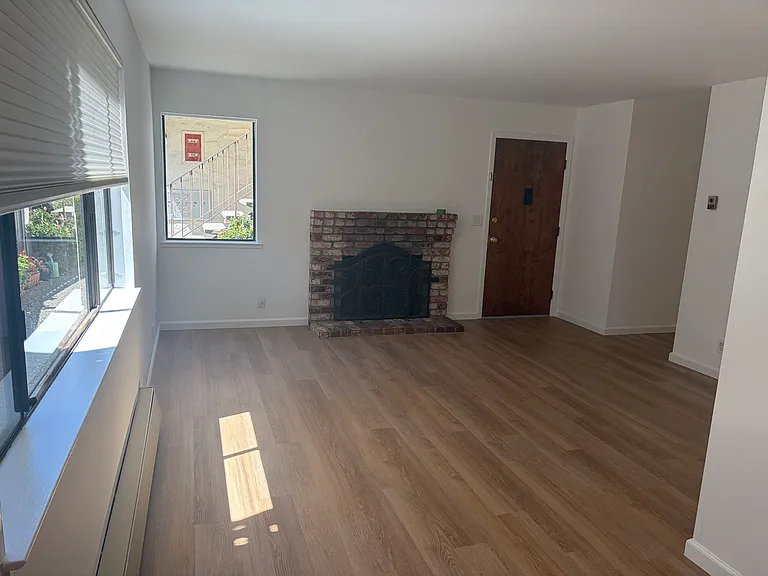 1438 Laurel St #1 — Photo 1