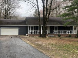 544 Square Deal Mine Rd, Boonville, IN 47601