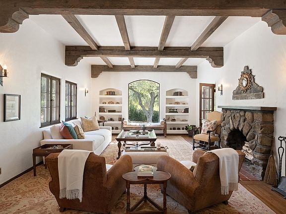 3rd image of 3935 Thacher Rd