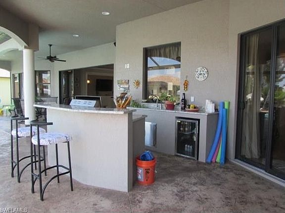 5th image of 4119 SW 13th Ave