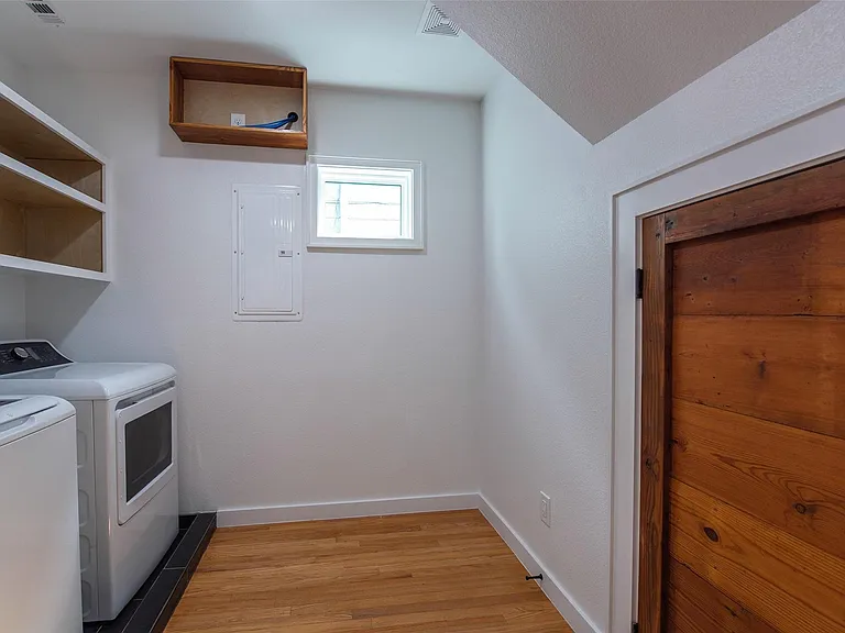 1459 Munger St — Photo 14
