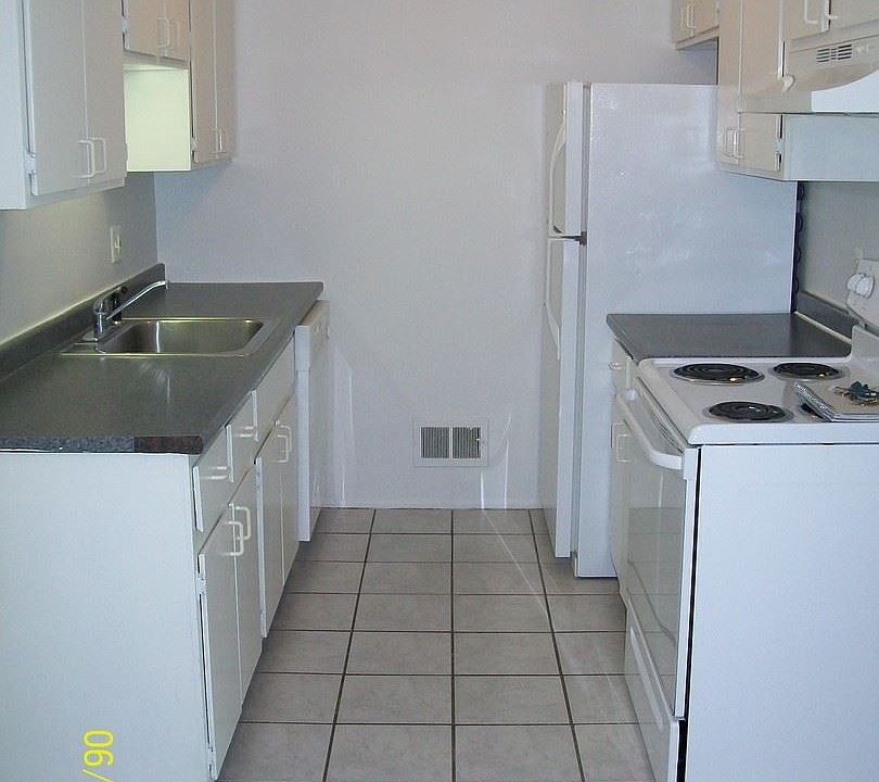1st image of 2720 Golfside Dr APT 907