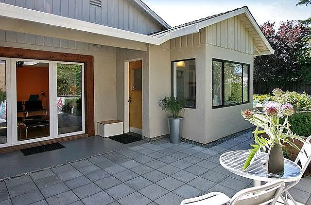 531 Kenyon Ave — Photo 22